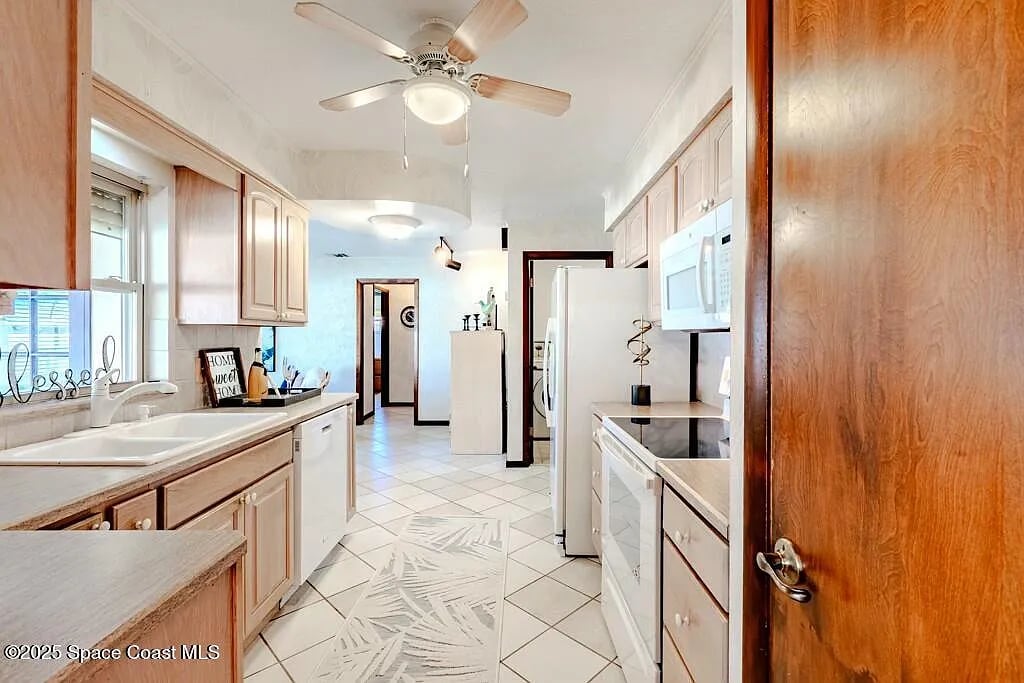 140 Satellite Ave