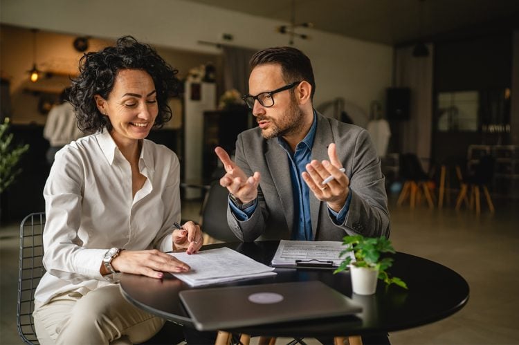 How to Choose a Listing Agent in Atlanta 2026: Comparing Strategies for Max Price in Forsyth and DeKalb