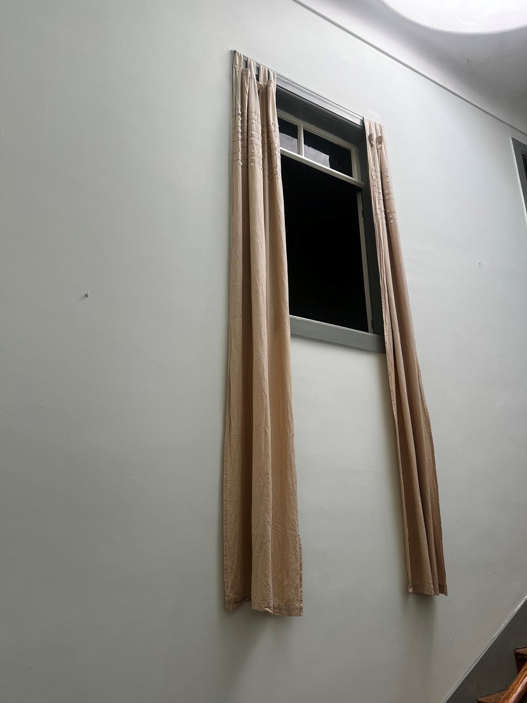 Traditional Four Story Building with Exceptional Investment Potential on Rua do Almada Porto