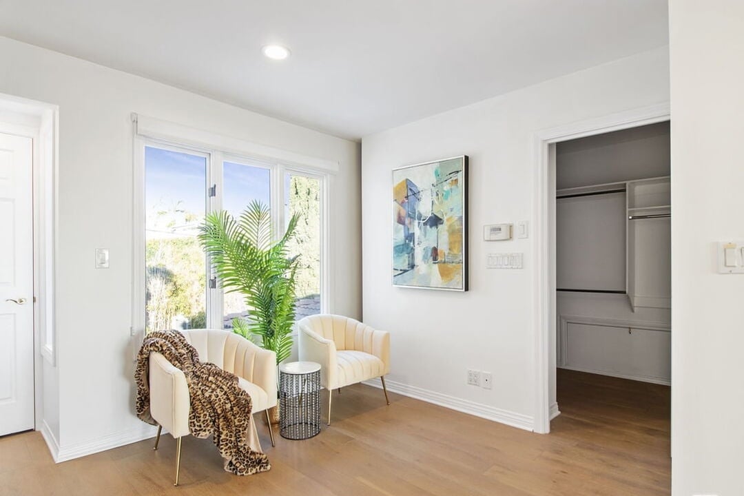 905 Berkeley St, 90403