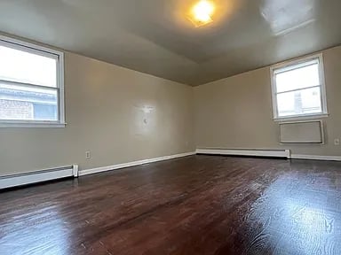 6110 230th St Fl 2