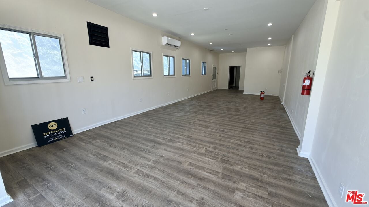 3314 E Broadway