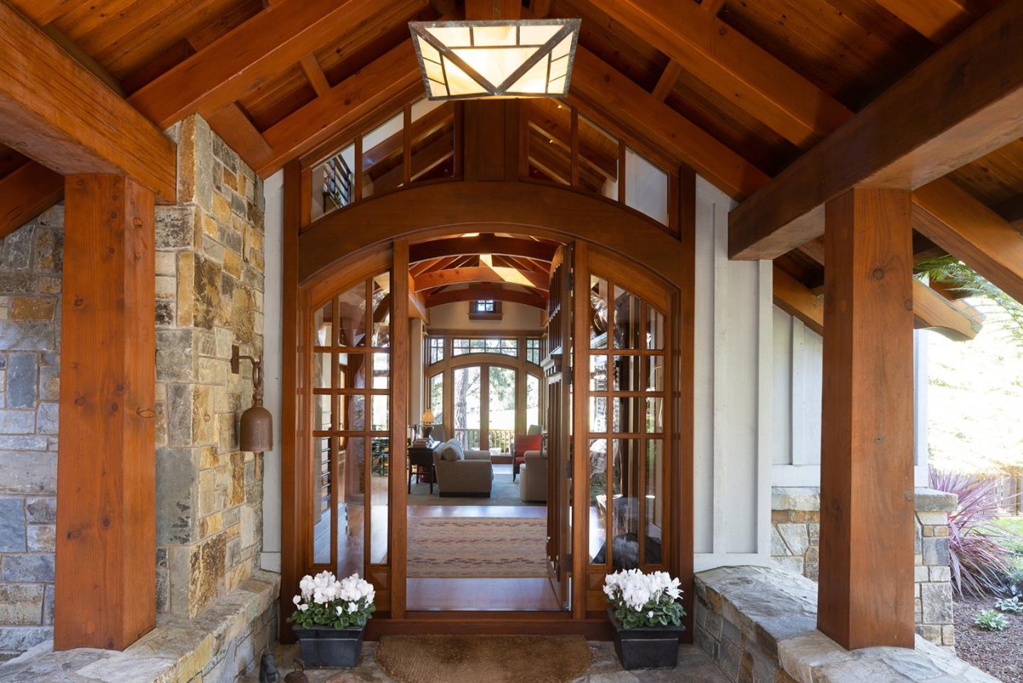 3210 Whitman Lane