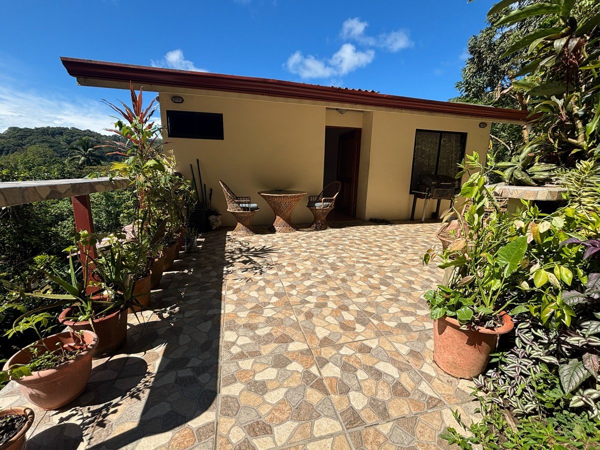 0.16 Acres – 4 Living Units, 7 Bedroom Riverfront Investment Package Near Dominical Beach With Owner Financing!!!
