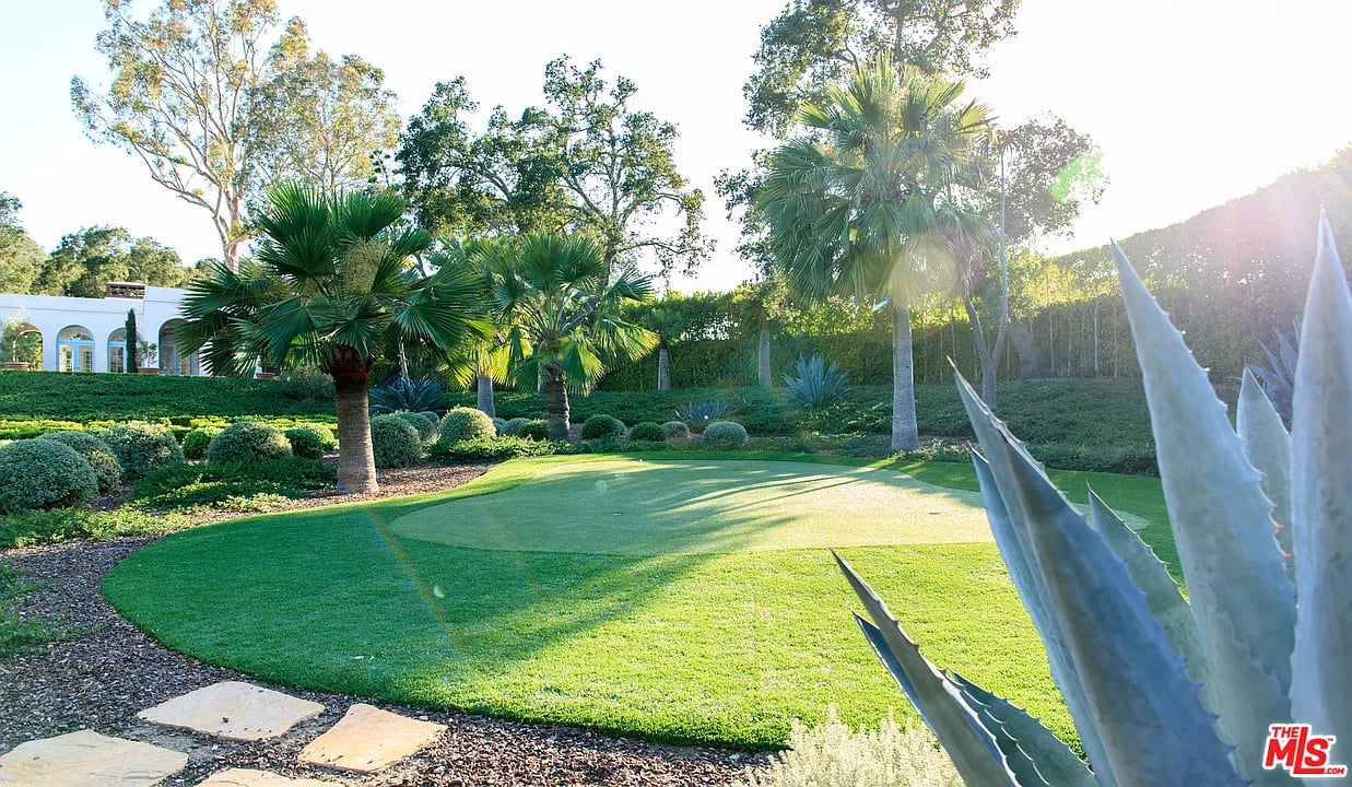 1041 Mission Ridge Rd