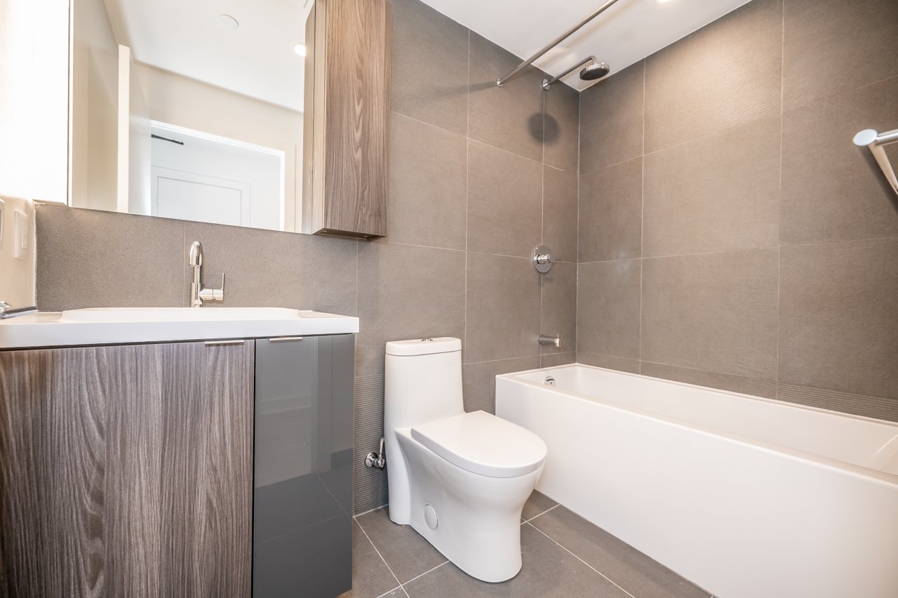 15 Mercer Street Unit: 1707