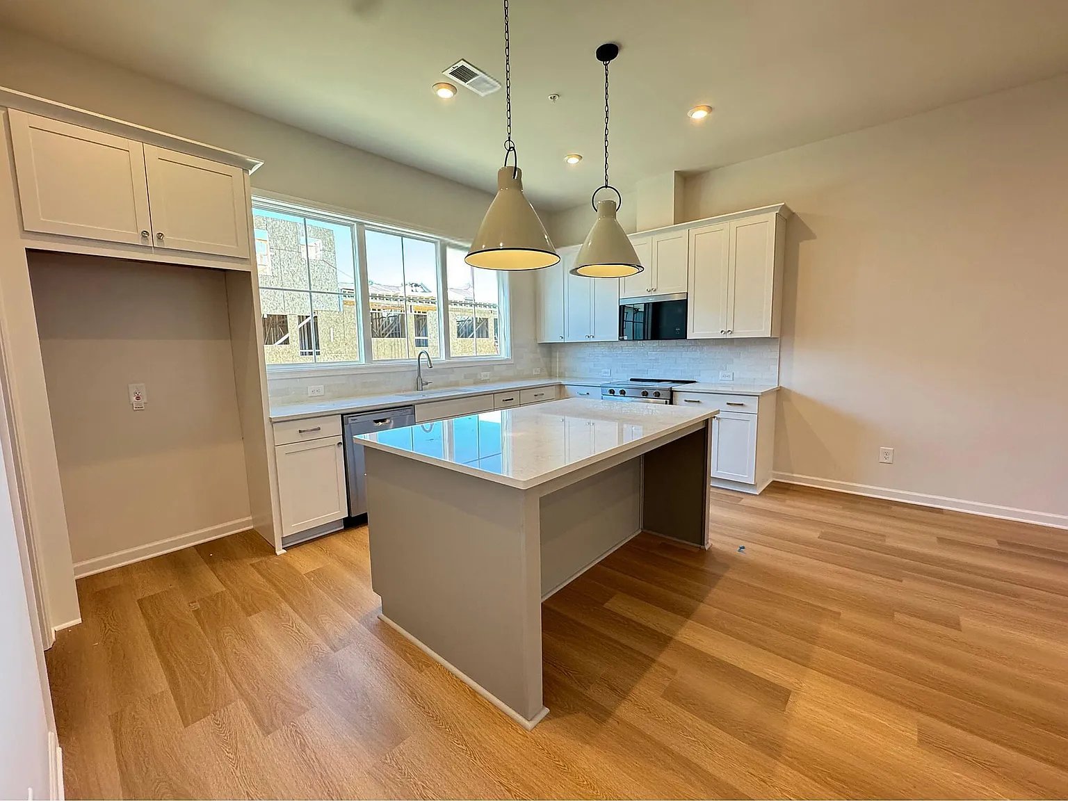 435 Argosy Park Cir