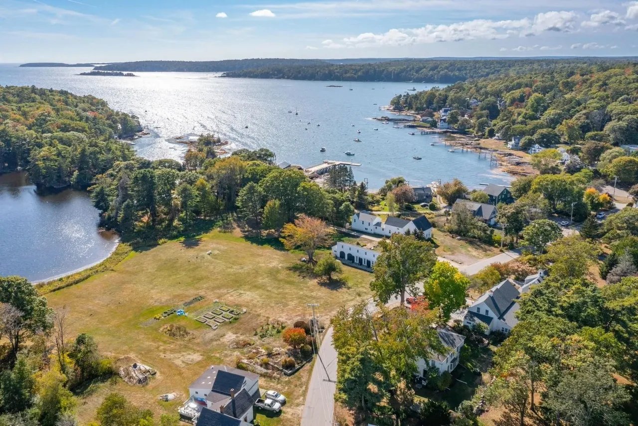 Newly Priced: 32 Murray Hill Road, Boothbay, ME 04544 – $1,100,000