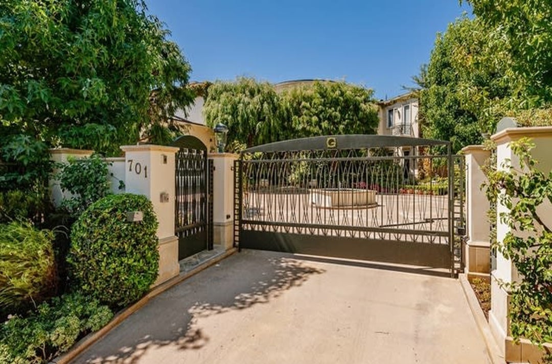 Summit Estate