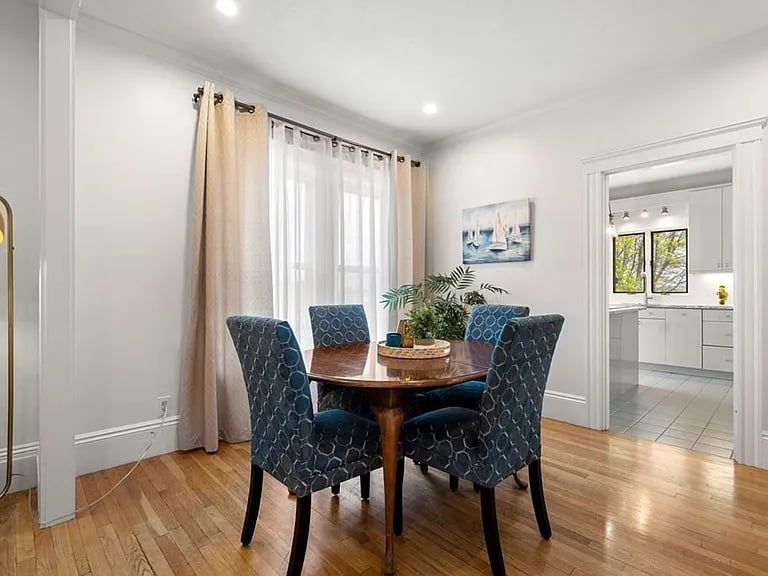 24 Wendell Road Ext