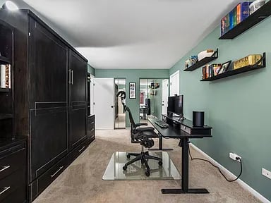 849 W Buckingham Place Unit: G