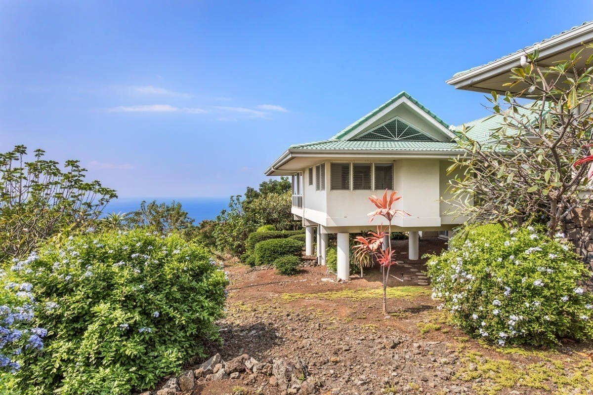 77-6311 Kaumalumalu Dr