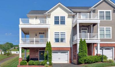 2126 Sundown Pl