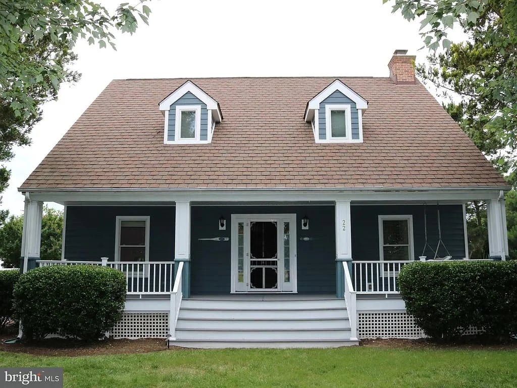 22 Woodland Ave