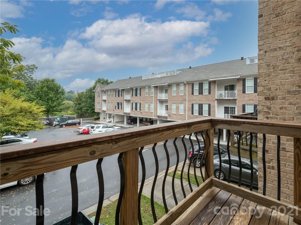 249 Irwin Ave