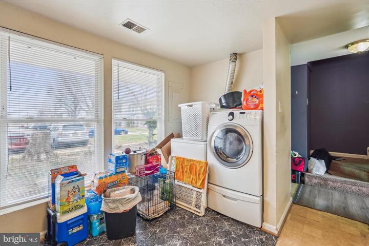 536 Riggs Ct