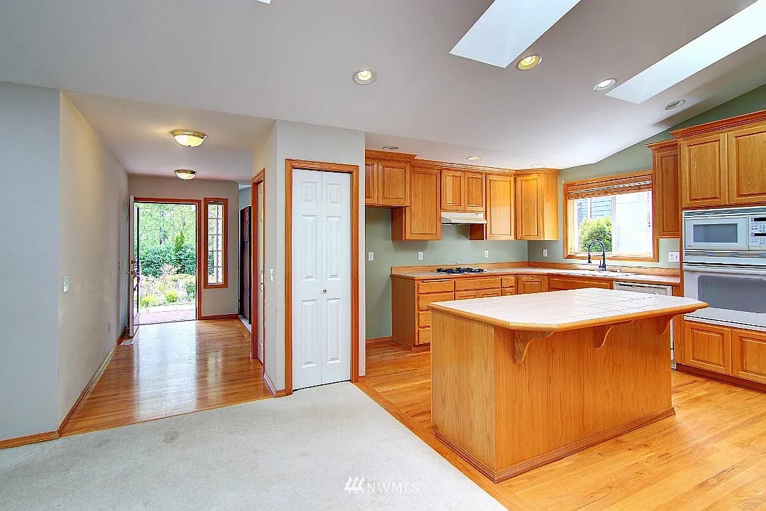 12816 30th Ave SE