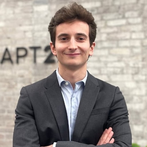 Alex.A Auffray New York, NY Real Estate Agent Headshot