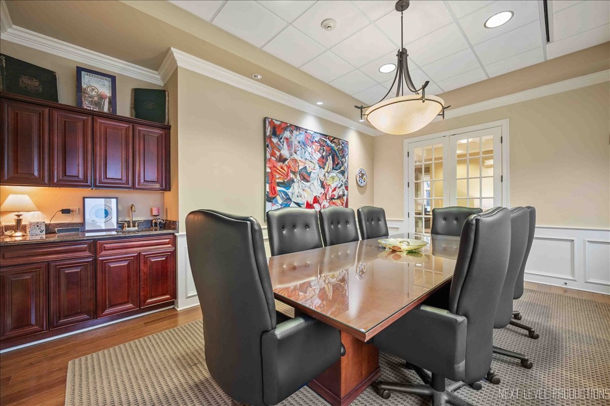 400 Knoll St Unit C, Wheaton IL. High-Yield Office Investment Opportunity