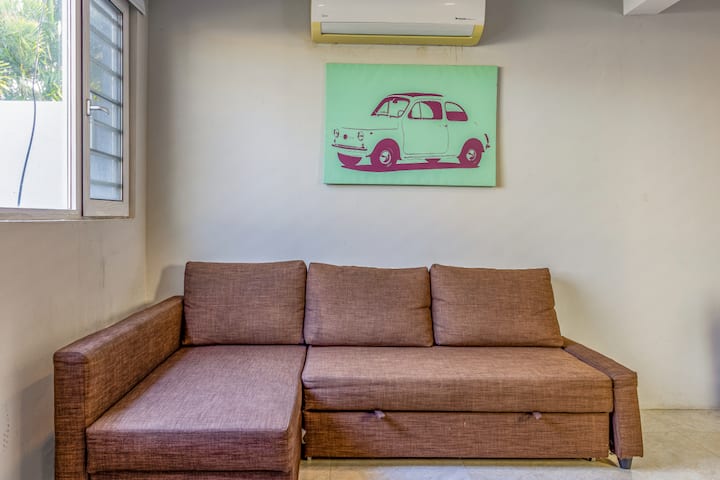 Beach House Apt 11 • Sleeps 4 • Kitchen + Sofa Bed - Airbnb