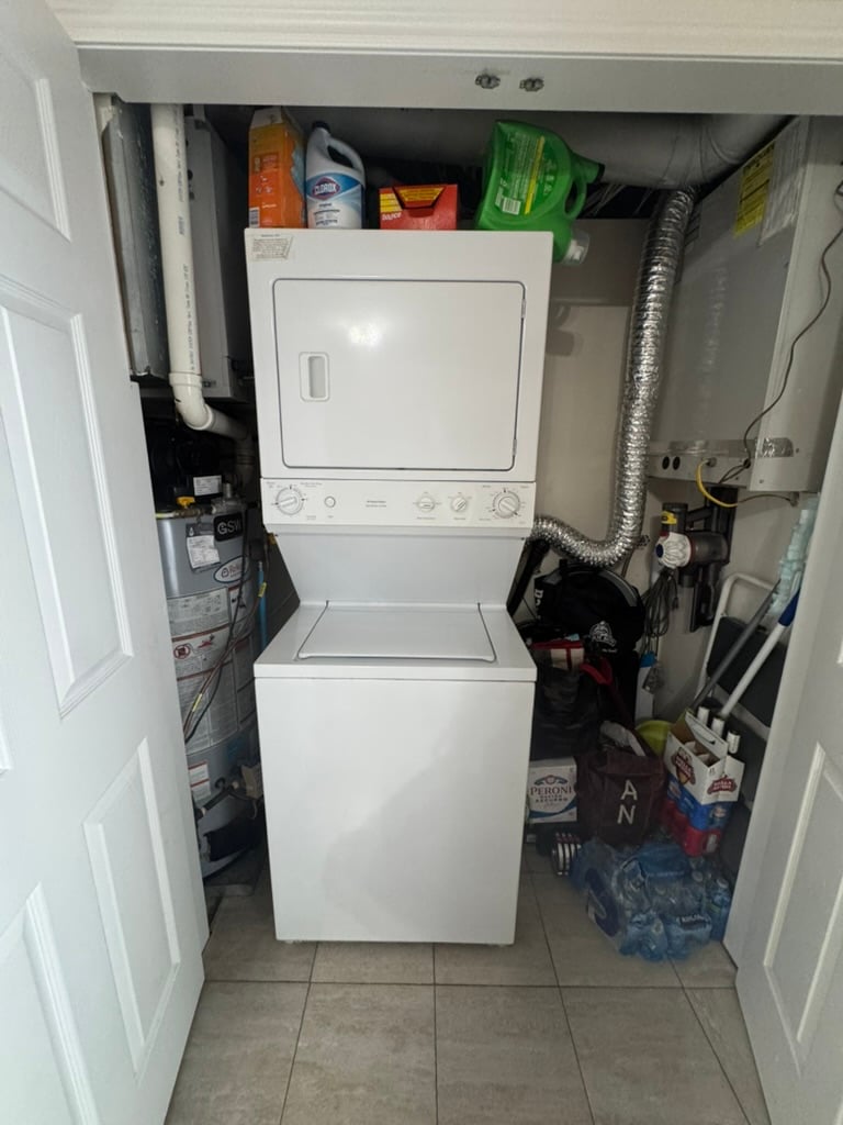 1460 Bishops Gate 302