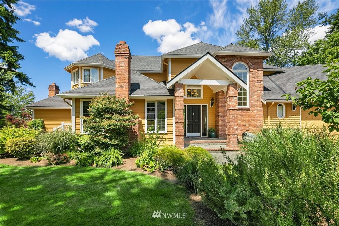 17300 102nd Ave NE
