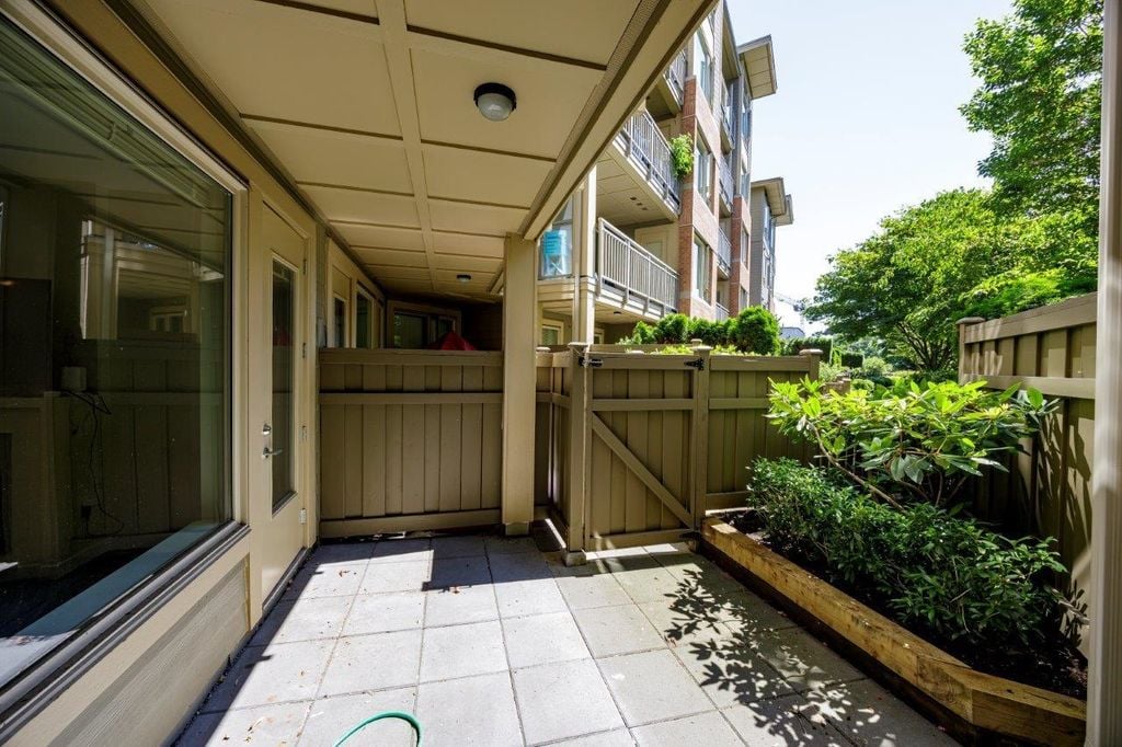 119 W 22nd St, #126