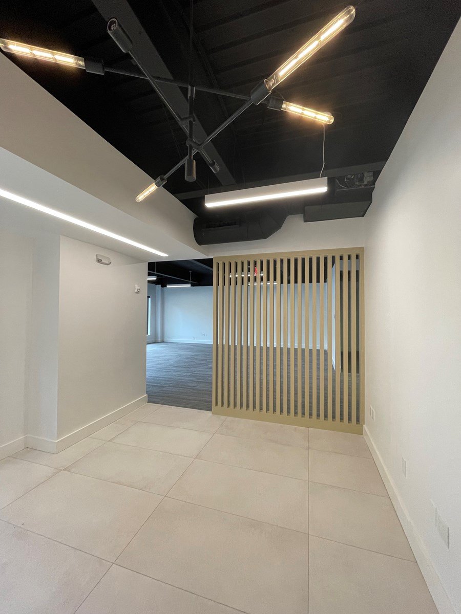 Pro Eyecare, 115 E Putnam Ave