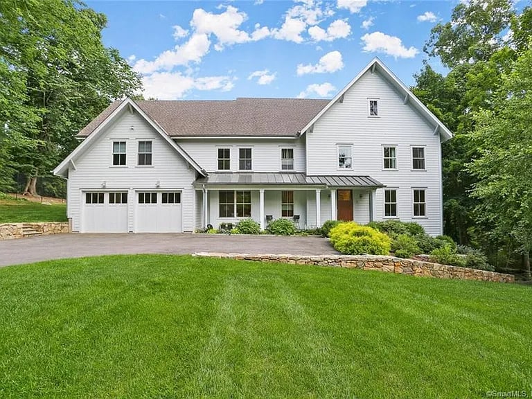 7 Side Hill Road