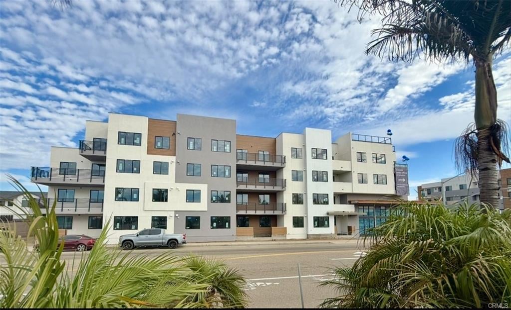401 Grand Avenue W #101