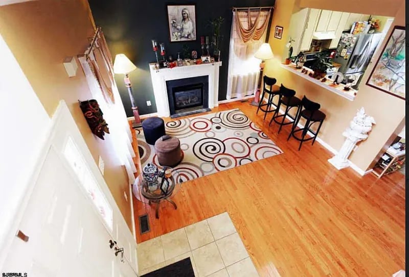 10 Springton Cir