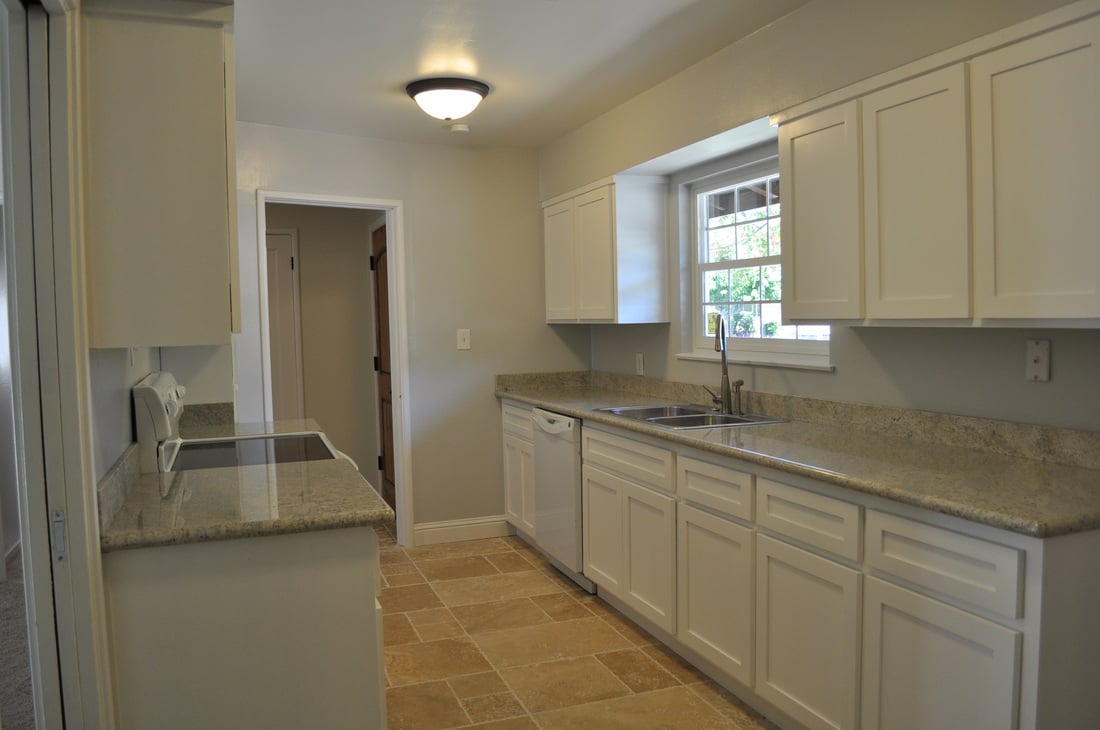 New Listing in Arden Manor! 1345 Wyant Way Sacramento, CA 95864