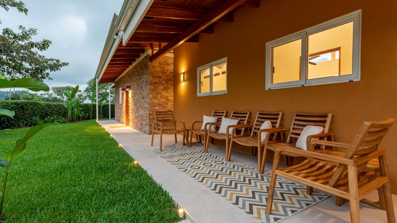 Luxury Home By The Beach Overlooking The Islands At Bahia Ballena