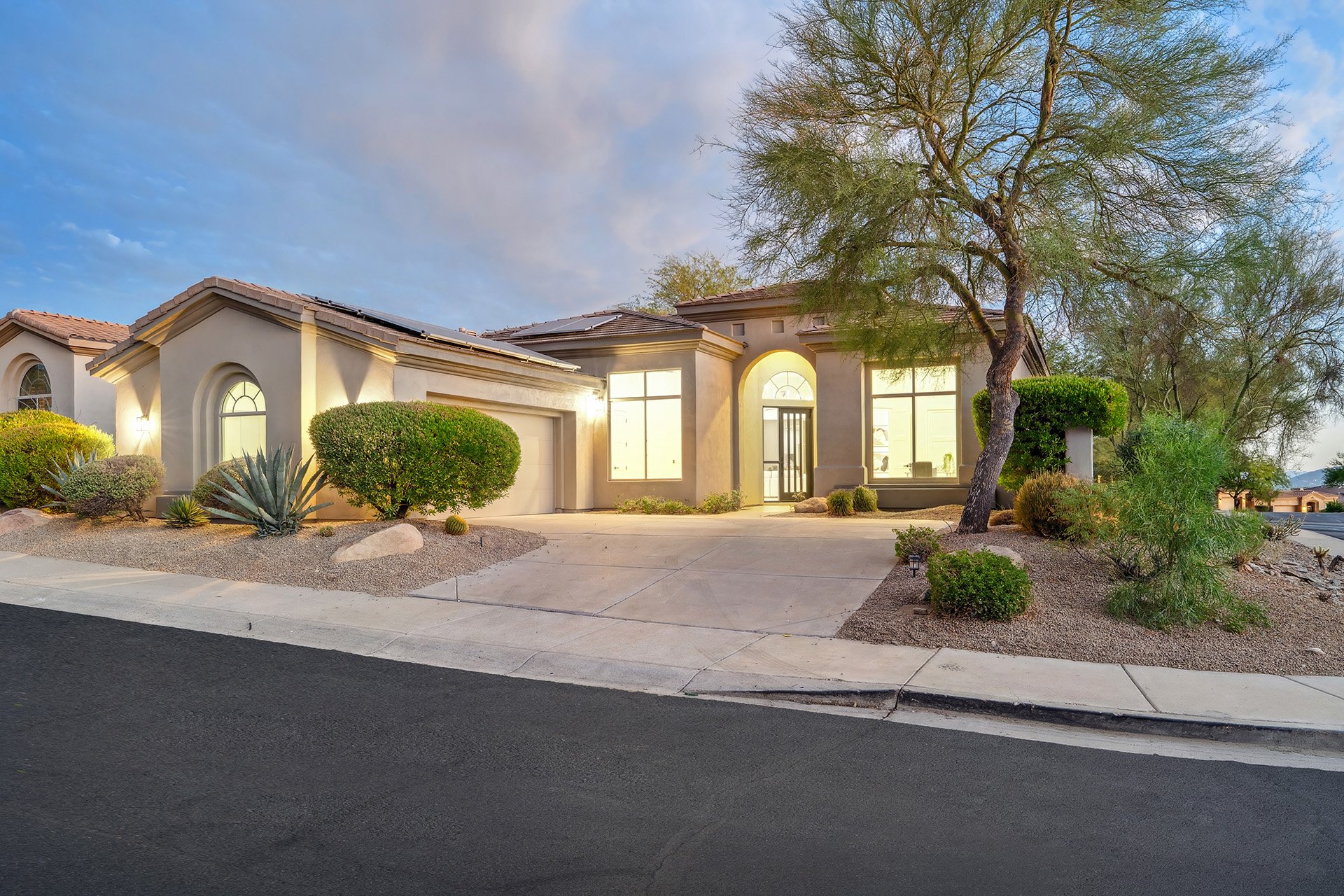 10671 E CARIBBEAN Lane