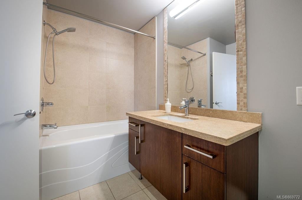 307-373 Tyee Rd