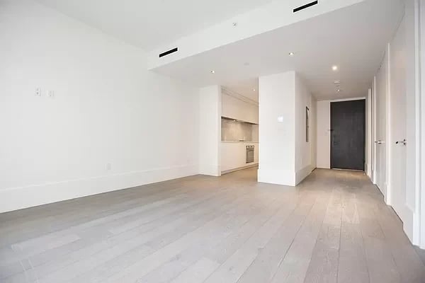 60 South 8th Street Unit: 530
