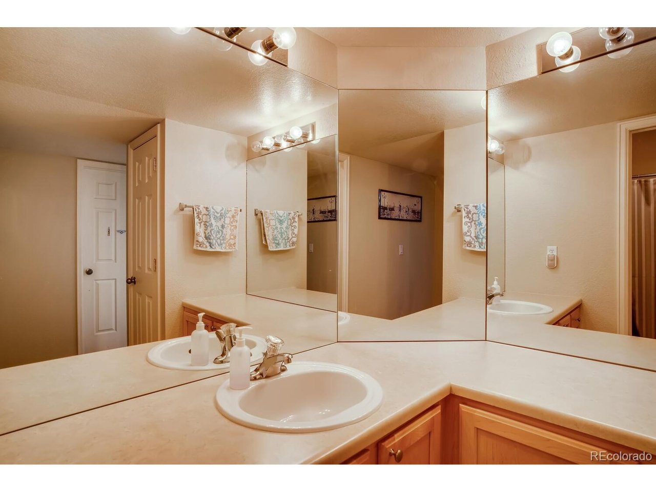 9190 E Arbor Circle Unit# E