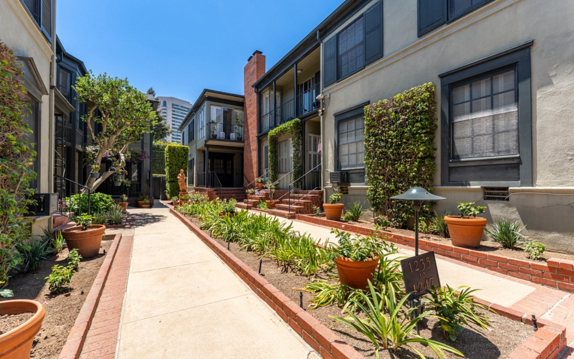 1235 S Beverly Glen Boulevard