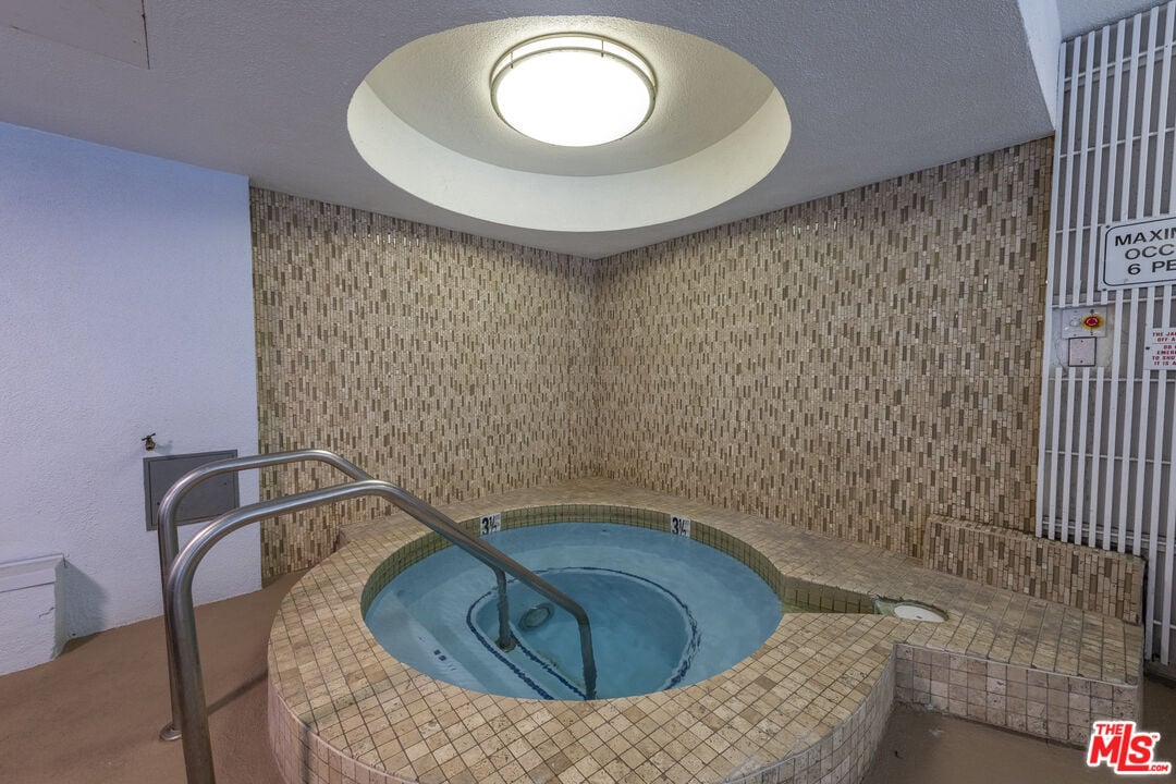 10590 Wilshire Blvd #307 and #2A