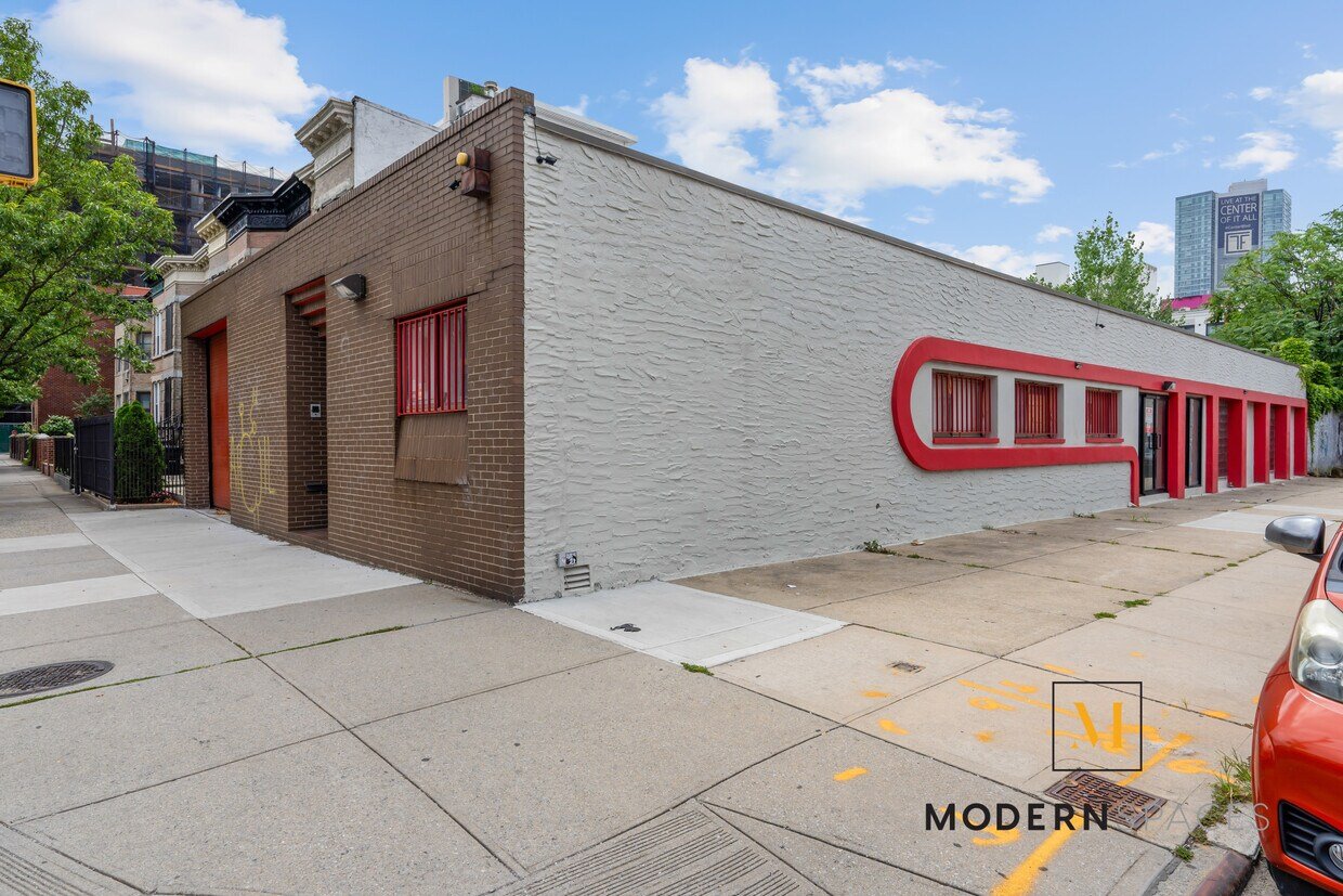 45-28 11th St, Long Island City, NY 11101