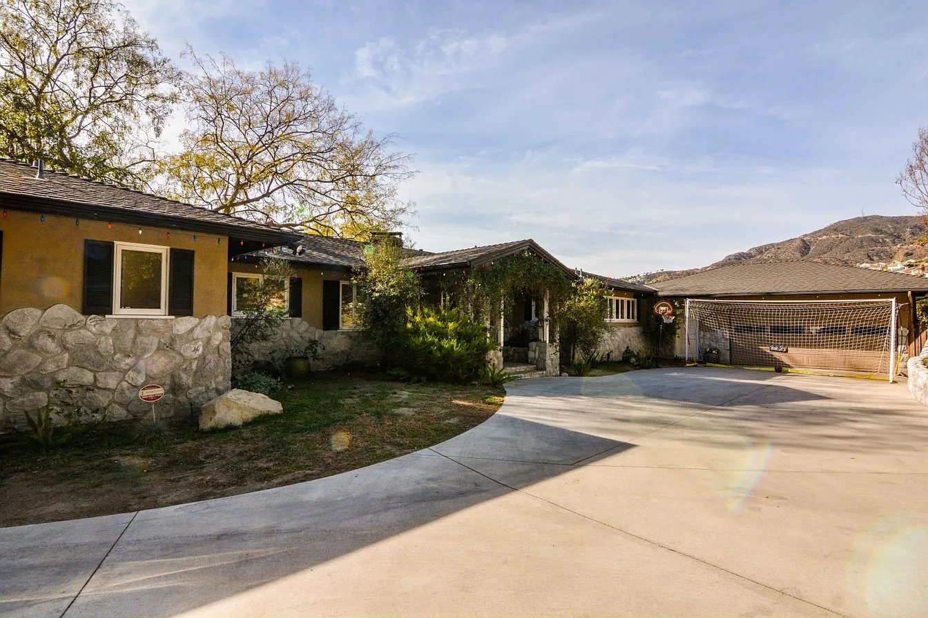 1620 Lamego Dr