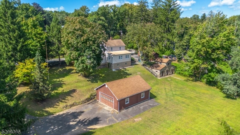 84 Ford Rd