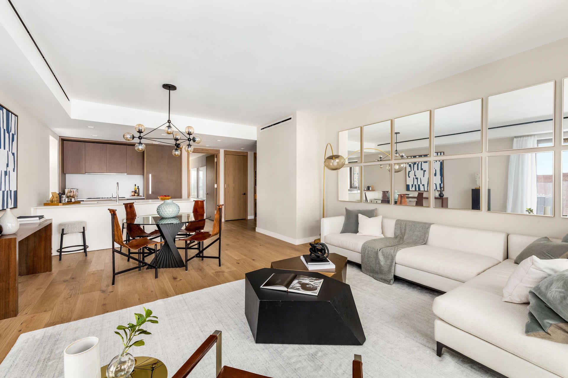 200 East 21st Street, 8D