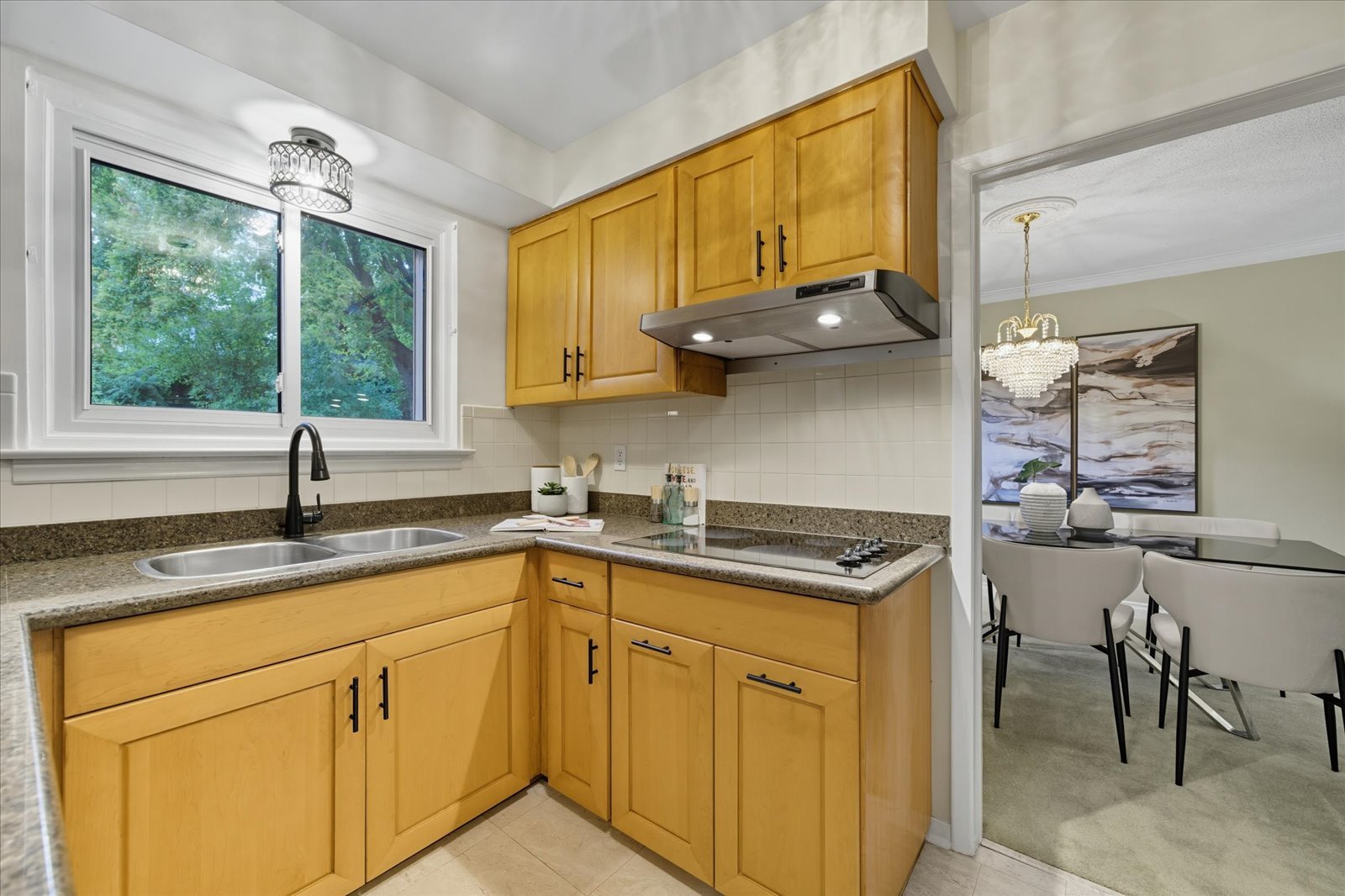 28 Christman Crt 