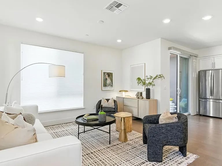 3858 Development Ter #1005
