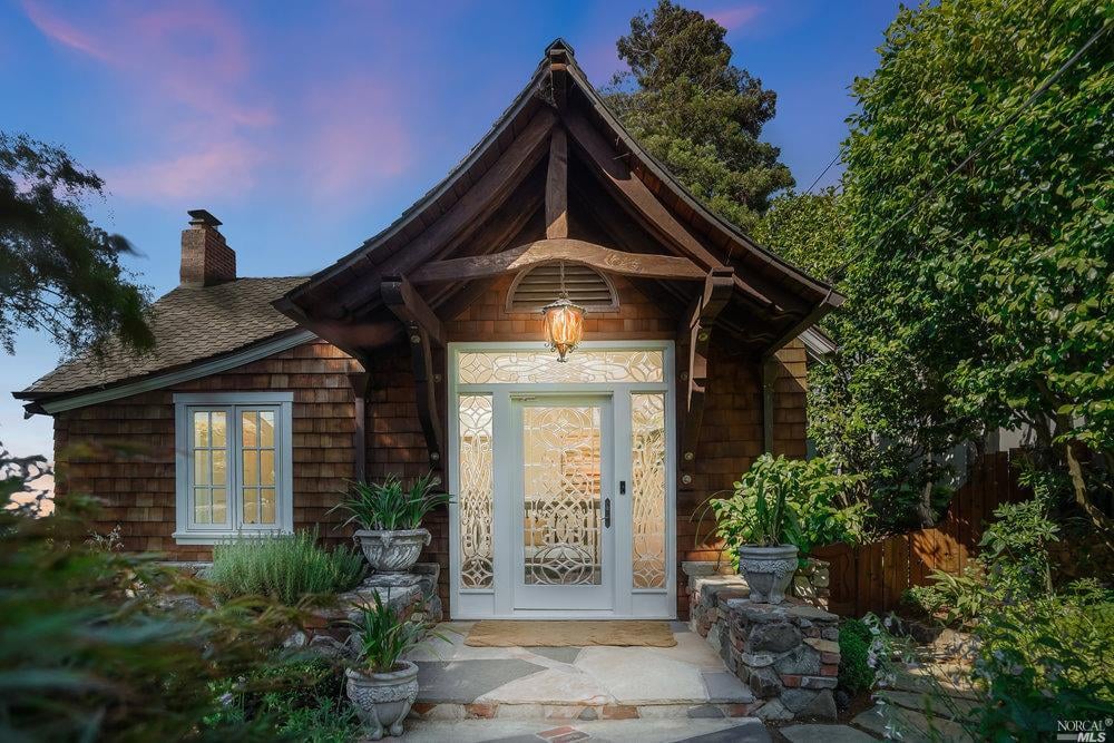 174 San Carlos Ave