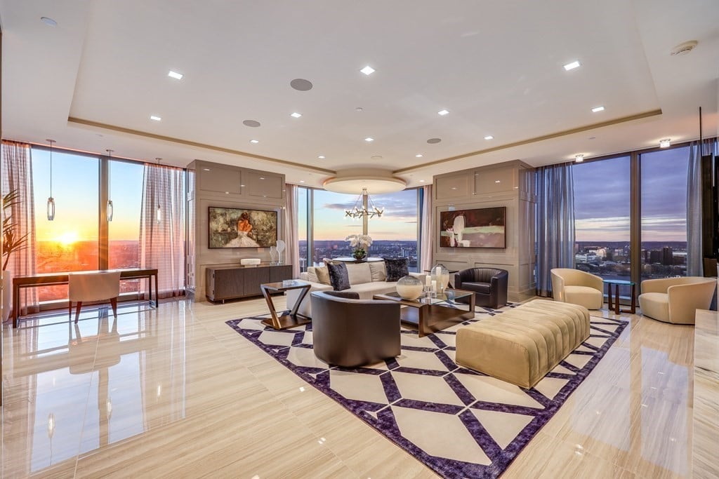 1 Dalton St Unit: 3801