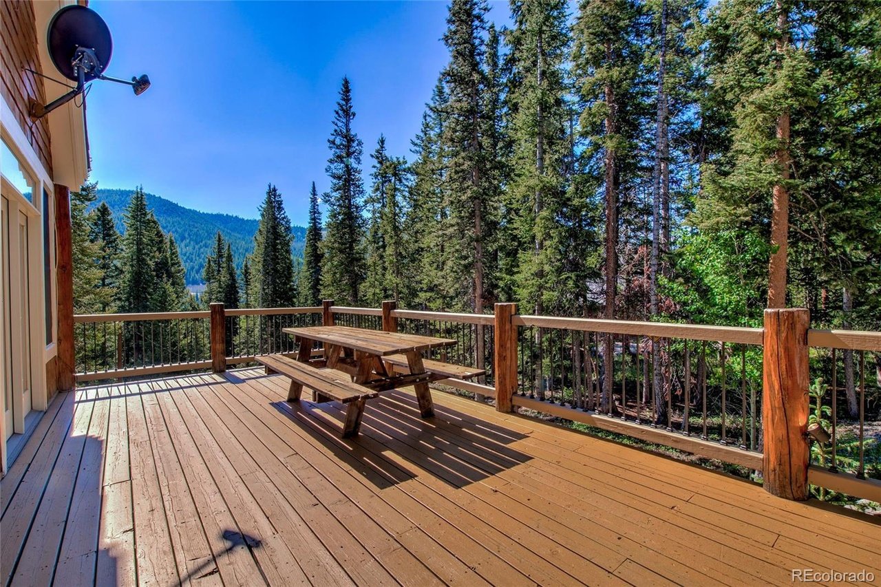 68 Peterson Dr