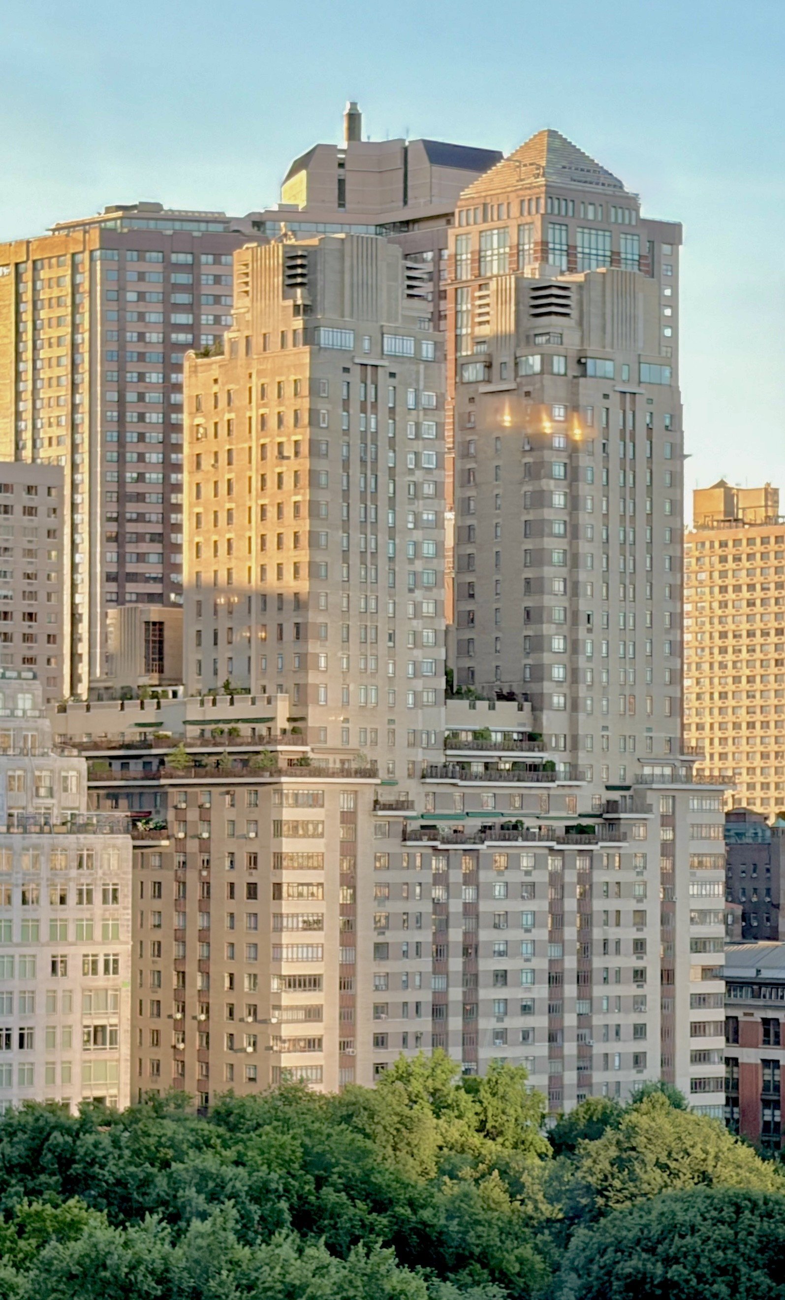 25 Central Park West Ste 11AB