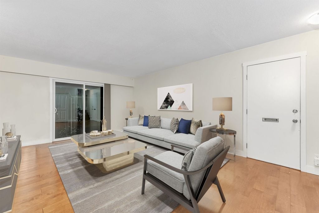 1250 Premier St